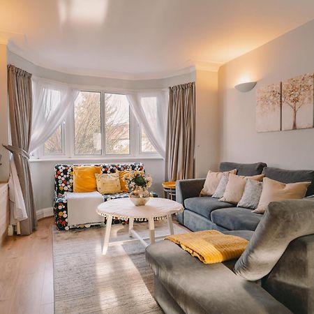 Modern Flat By The Underground. Daire Londra Dış mekan fotoğraf