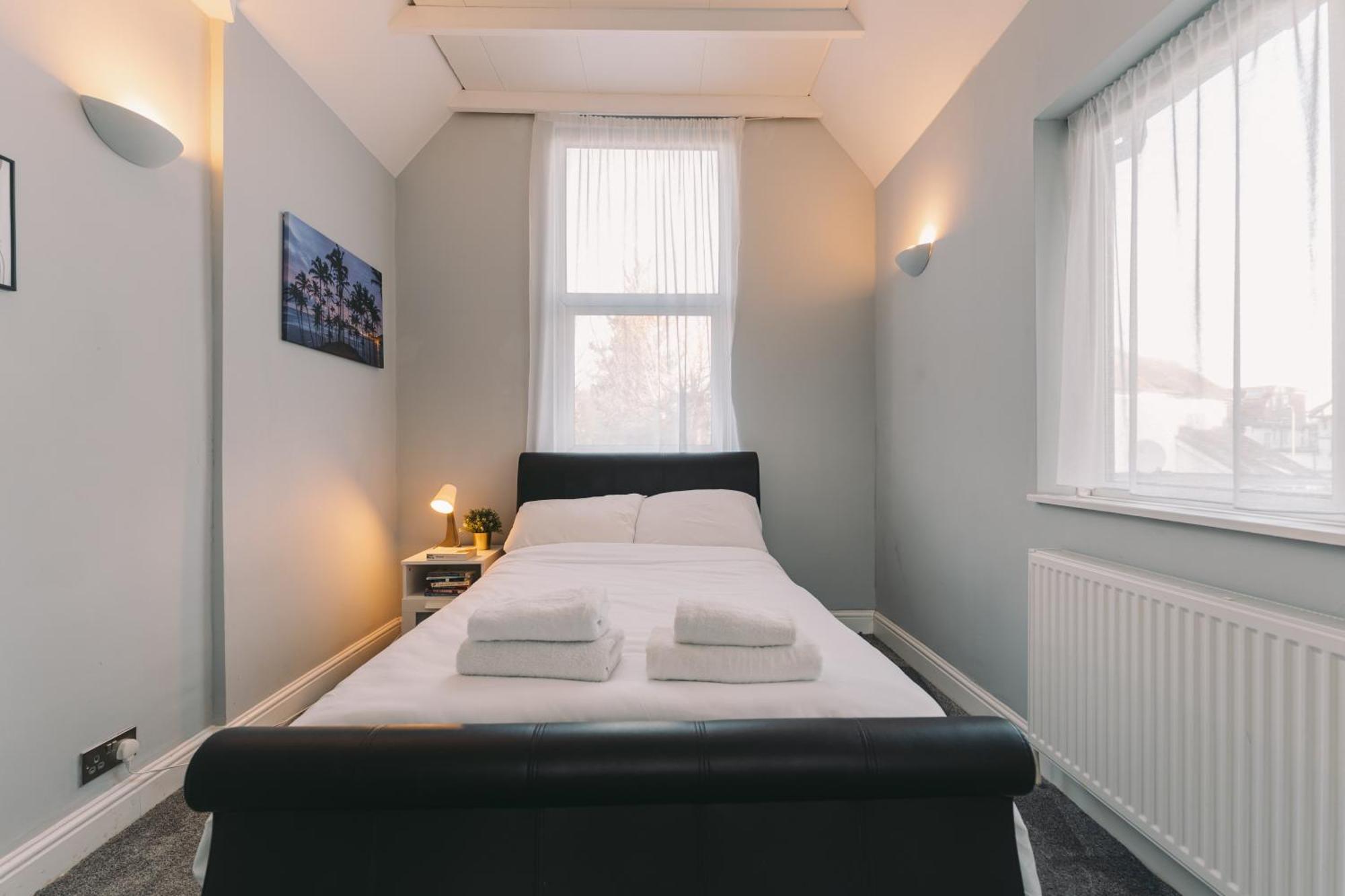 Modern Flat By The Underground. Daire Londra Dış mekan fotoğraf