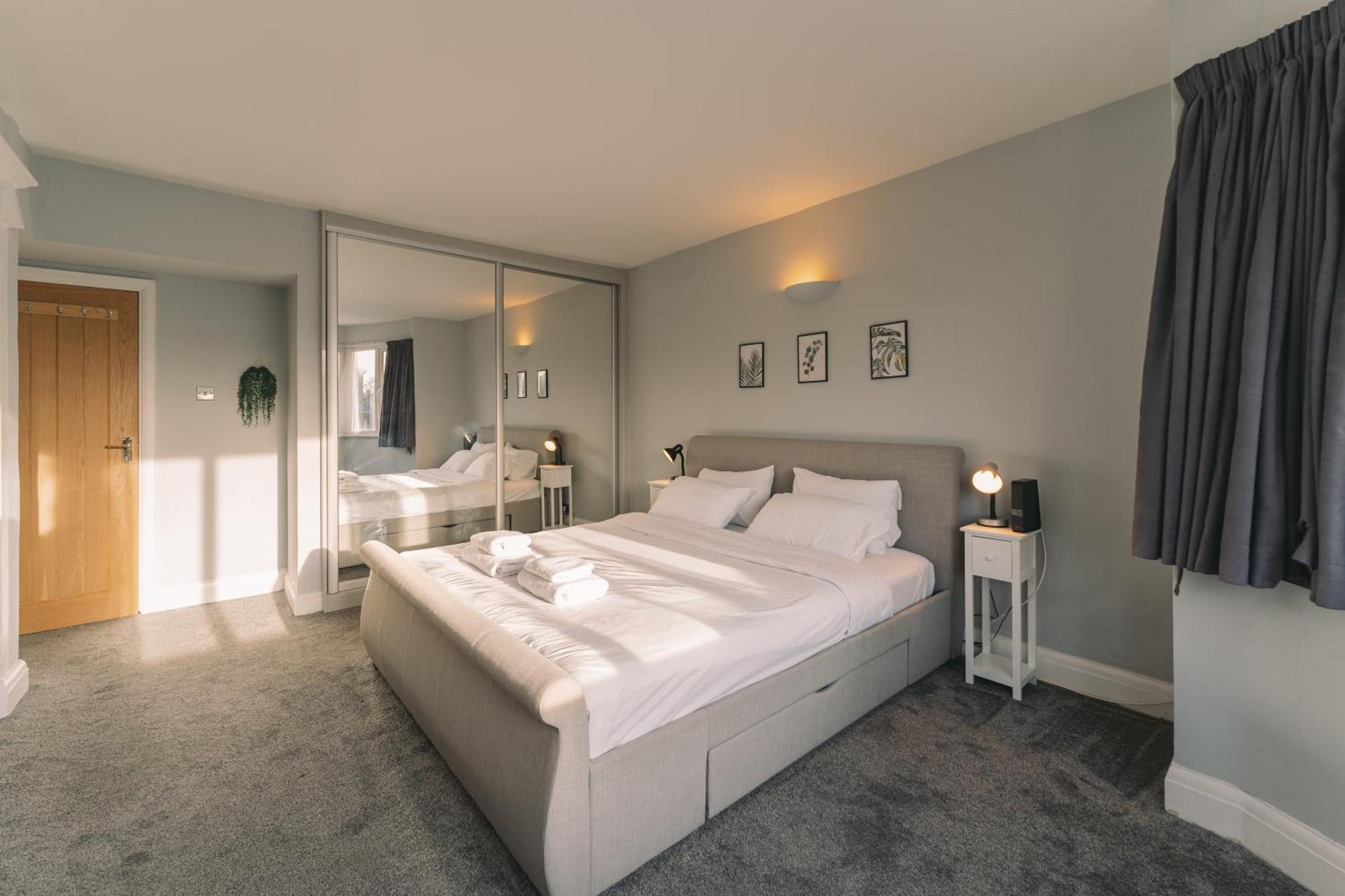 Modern Flat By The Underground. Daire Londra Dış mekan fotoğraf